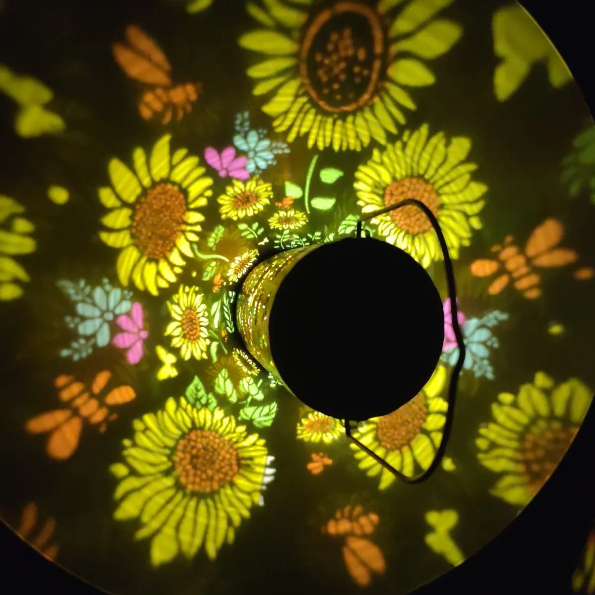 WezzaFamme Solar Powered Outdoor Garden Hanging Light