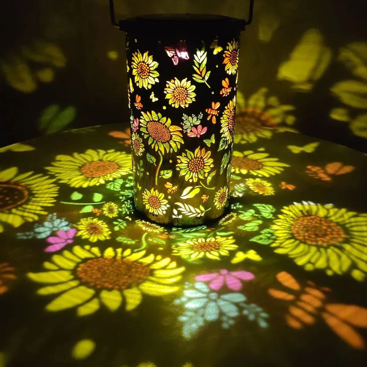 WezzaFamme Solar Powered Outdoor Garden Hanging Light