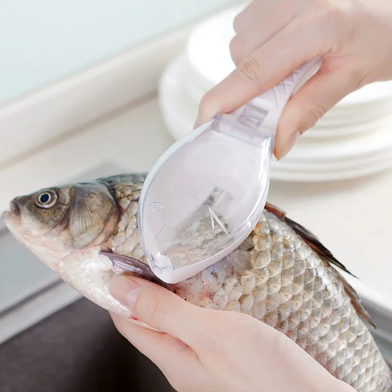 WezzaFamme Creative Fish Shaped Scale Scraper